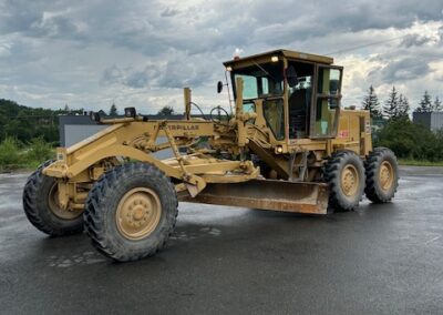 Niveleuse Caterpillar 120G